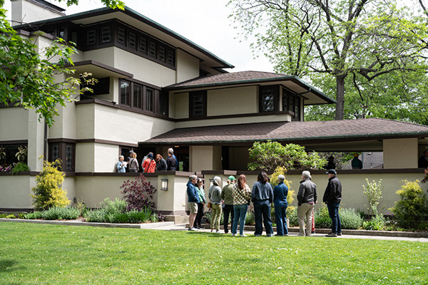 Guests outside Martin House