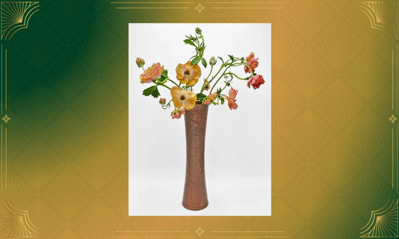 ARTS & CRAFTS COPPER VASE. PROVIDED BY: COBRE