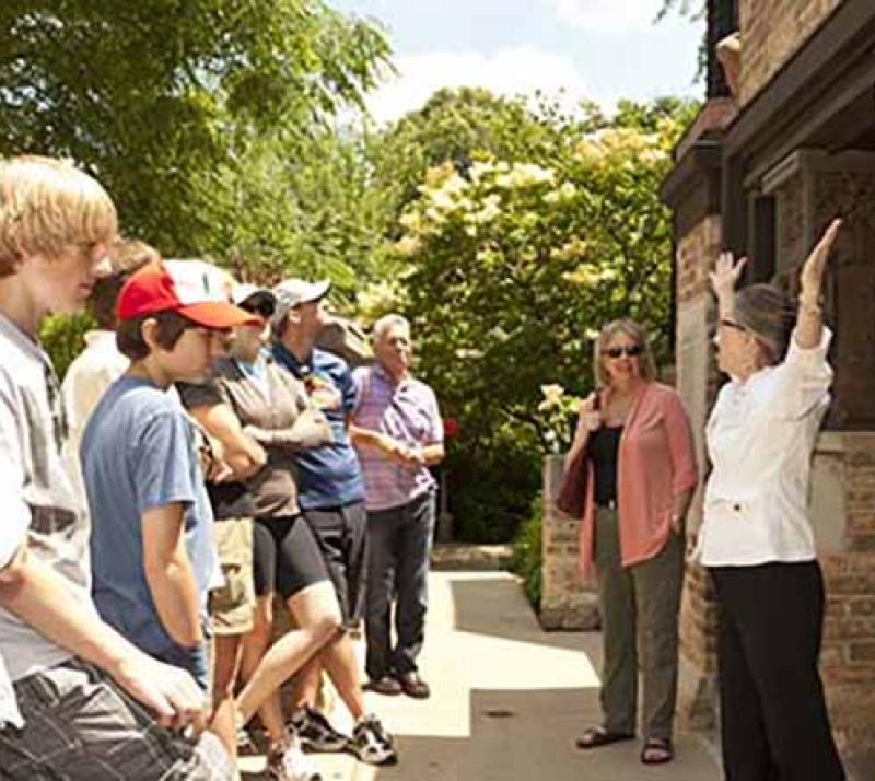 volunteer_homepage_promo730x440.jpg